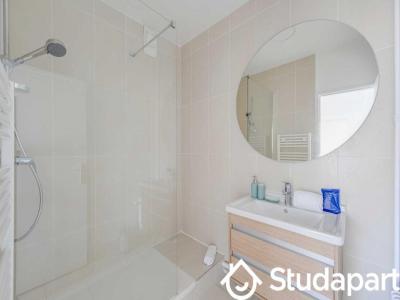 Louer Appartement Courbevoie 2600 euros