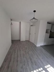 For rent Saint-pierre-du-perray 1 room 27 m2 Essonne (91280) photo 0