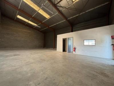 Louer Commerce 150 m2 Avignon
