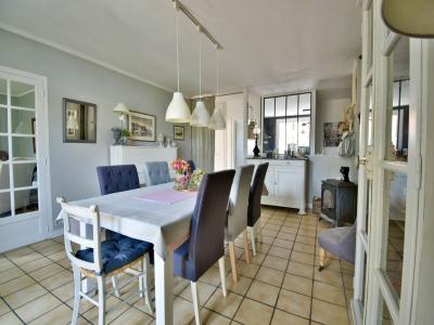 For sale CENTRE VILLE 8 rooms 155 m2 Maine et loire (49300) photo 2