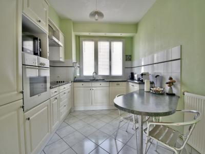 For sale CENTRE VILLE 4 rooms 109 m2 Maine et loire (49300) photo 4