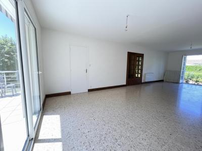 For sale Bignoux 5 rooms 135 m2 Vienne (86800) photo 2