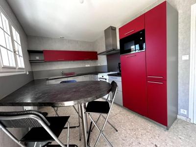For sale Bignoux 5 rooms 135 m2 Vienne (86800) photo 4