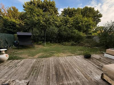 For sale Saint-chamas 3 rooms 70 m2 Bouches du Rhone (13250) photo 0