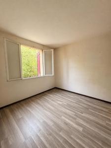 For sale Saint-chamas 3 rooms 70 m2 Bouches du Rhone (13250) photo 3