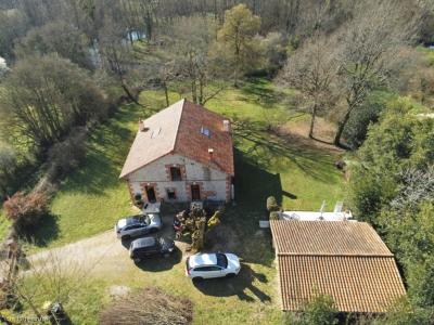 Acheter Prestige 172 m2 Nanteuil-en-vallee