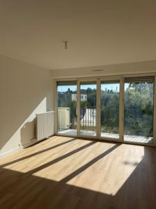 For sale Palaiseau 3 rooms 64 m2 Essonne (91120) photo 2