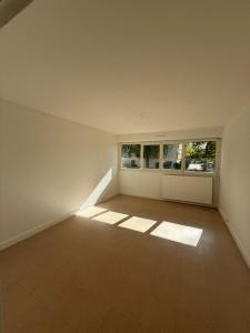 For sale Palaiseau 3 rooms 63 m2 Essonne (91120) photo 2
