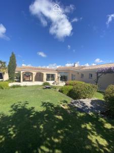 For sale Olonne-sur-mer 10 rooms 279 m2 Vendee (85340) photo 0