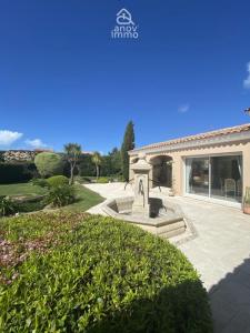 For sale Olonne-sur-mer 10 rooms 279 m2 Vendee (85340) photo 1
