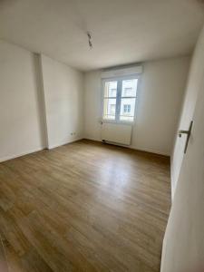 Louer Appartement Saint-julien-les-villas Aube