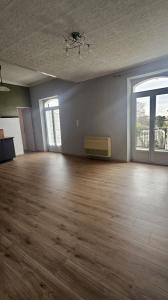 For rent CENTRE VILLAGE 5 rooms 129 m2 Herault (34150) photo 4
