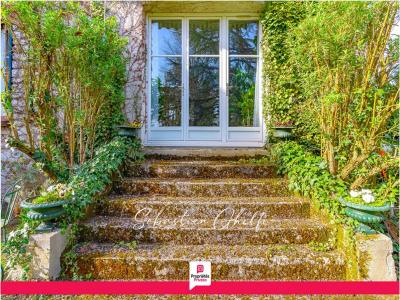 For sale Romorantin-lanthenay 11 rooms 198 m2 Loir et cher (41200) photo 2