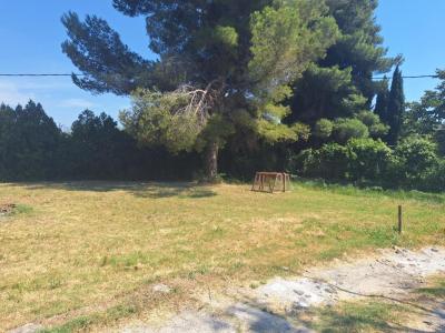 Acheter Terrain 460 m2 Salon-de-provence