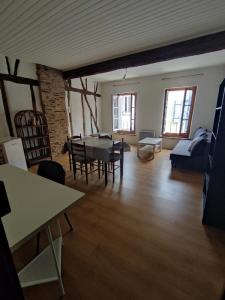 For rent Revel 2 rooms 41 m2 Haute garonne (31250) photo 0