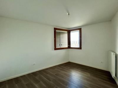 For rent Bretigny-sur-orge 3 rooms 61 m2 Essonne (91220) photo 1