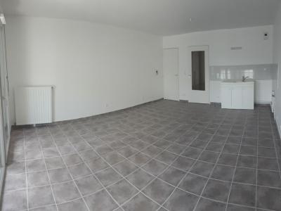 Louer Appartement Montreal-la-cluse Ain