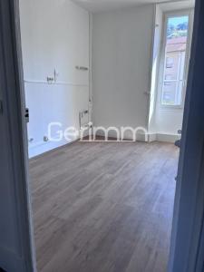 Louer Appartement Voiron 915 euros