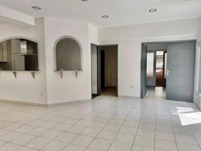 For sale Miramas 133 m2 Bouches du Rhone (13140) photo 2