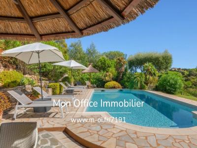 For sale Cavalaire-sur-mer 6 rooms 222 m2 Var (83240) photo 3