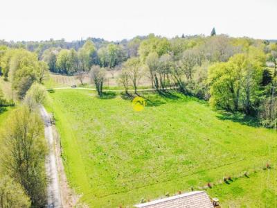 Acheter Terrain Saint-georges-de-montclard 29416 euros