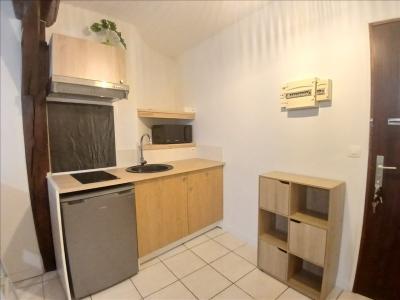 For rent Montlhery 1 room 24 m2 Essonne (91310) photo 2