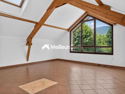 Louer Prestige Divonne-les-bains 4200 euros
