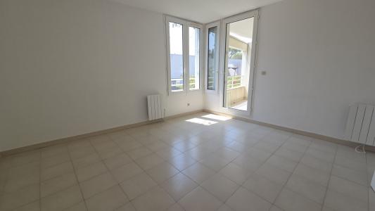 For sale AIGUELONGUE FAC P.VALERIE 2 rooms 45 m2 Herault (34090) photo 0