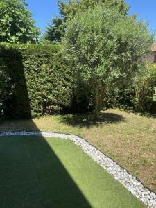 For sale PROCHE GARE 5 rooms 114 m2 Rhone (69400) photo 2