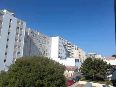 For sale Saint-jean-de-monts 2 rooms 45 m2 Vendee (85160) photo 2