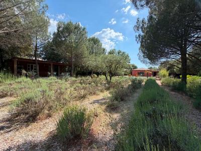 For sale Saint-maximin-la-sainte-baume 3 rooms 130 m2 Var (83470) photo 2