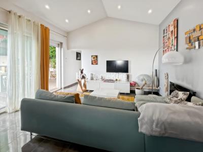 For sale Cenon 4 rooms 118 m2 Gironde (33150) photo 2