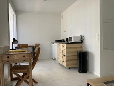 Louer Appartement 25 m2 Bordeaux