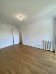 For rent Paris-18eme-arrondissement 1 room 37 m2 Paris (75018) photo 0