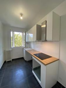 Louer Appartement 37 m2 Paris-18eme-arrondissement
