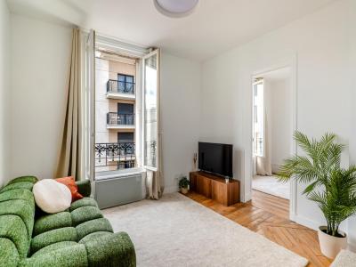 For sale Suresnes 2 rooms 30 m2 Hauts de Seine (92150) photo 0