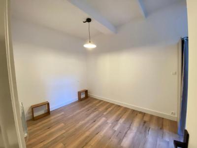 Louer Appartement Nimes 450 euros