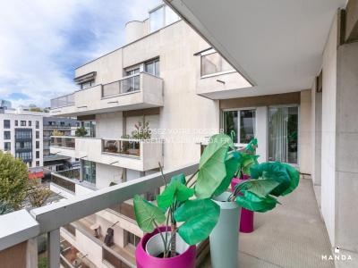 For rent Neuilly-sur-seine 4 rooms 92 m2 Hauts de Seine (92200) photo 3