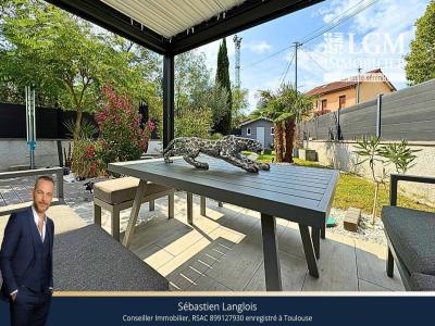 For sale Grigny 4 rooms 125 m2 Rhone (69520) photo 2