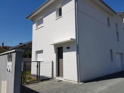 For rent Pessac 5 rooms 103 m2 Gironde (33600) photo 0