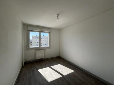 Louer Appartement 62 m2 Neufchateau