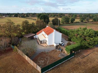 Annonce Vente 8 pi�ces Maison Saint-hilaire-de-chaleons 44