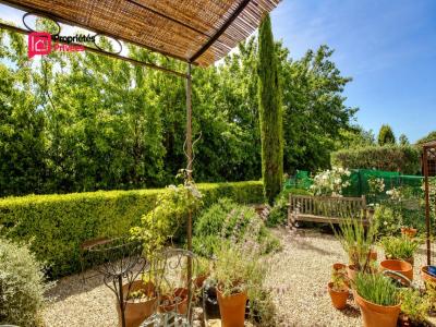 For sale Uzes 4 rooms 86 m2 Gard (30700) photo 1