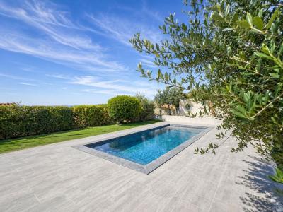 For sale Ensues-la-redonne 7 rooms 200 m2 Bouches du Rhone (13820) photo 3