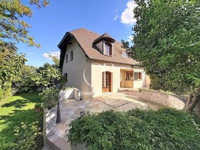 For sale Villejuif 8 rooms 200 m2 Val de Marne (94800) photo 0