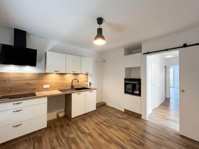 For sale Roanne 2 rooms 65 m2 Loire (42300) photo 0