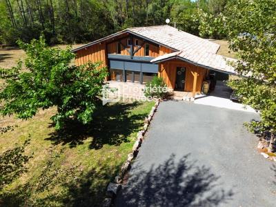 For sale Grignols 5 rooms 127 m2 Gironde (33690) photo 0