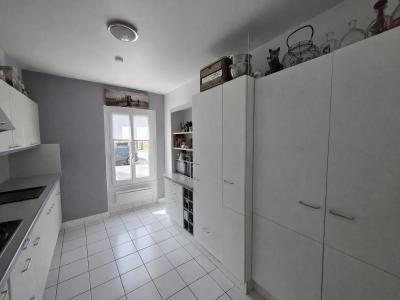 For sale Avranches 5 rooms 95 m2 Manche (50300) photo 4