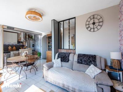 For sale Marignane 4 rooms 83 m2 Bouches du Rhone (13700) photo 0