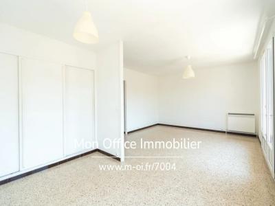 Acheter Appartement 89 m2 Beaurecueil
